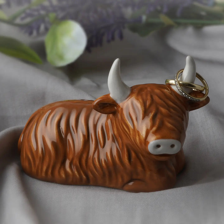 Ceramic Highland Cow Ring Holder